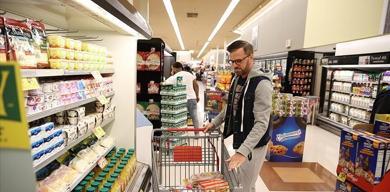 abd-ekonomisinde-alarm-tuketici-guveni-dibe-vurdu