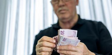 son-dakika-haberi-80-bin-tl-odenecek-emekli-promosyonlarinda-mayis-yarisi-bankalar-ek-avantajlarla-rekabeti-kizistirdi