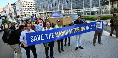 avrupa-celik-sektorunden-brukselde-protesto-ucuz-ithalata-karsi-uretim-cagrisi