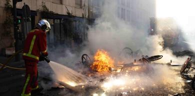 avrupa-borsalarinda-dusus-fransadaki-protestolar-piyasalari-etkiledi