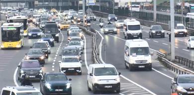 megakentte-pazartesi-trafigi