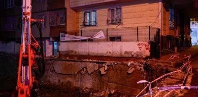 bahcelievlerde-cokme-riski-olusan-2-apartman-bosaltildi
