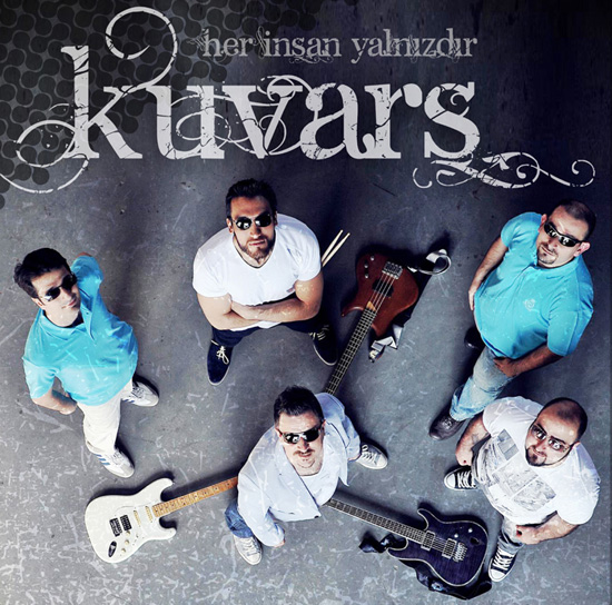 Kuvarsın ilk albümü çıktı