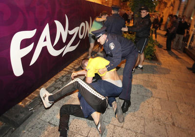 Euro 2012nin yaramaz taraftarları