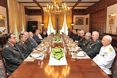 Terfileri onaylanmayan 3 general görevde