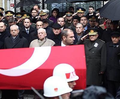 Teoman Koman toprağa verildi
