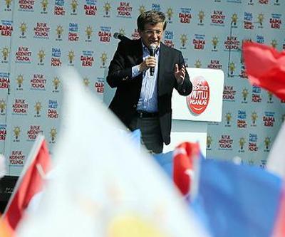 Davutoğluna başbakan siz mi olacaksınız diye soruldu