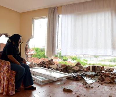 Boşanma davası açan eşinin evini yıktırdı