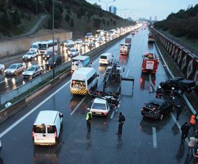 D-100 Karayolunda peş peşe kazalar: 1 ölü, 3 yaralı