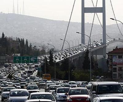 Boğaziçi Köprüsü ve bazı yollar kapalı