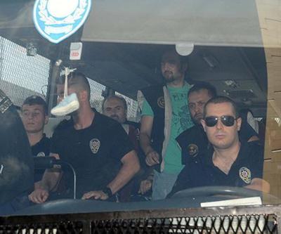 4 polisten 1i tutuklandı, 3ü serbest bırakıldı