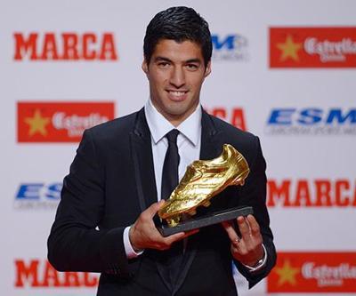Suarez Altın Ayakkabısını aldı