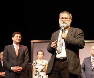 Aziz Nesin 100üncü yaş etkinlikleri perdesini Zübükle açtı