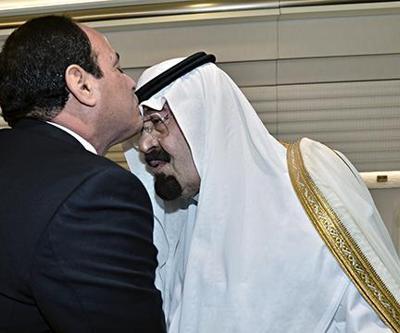 Mısır Cumhurbaşkanı Sisi, Suudi Kralını ziyaret etti