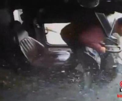 Şoför çarpışma anında böyle camdan fırladı
