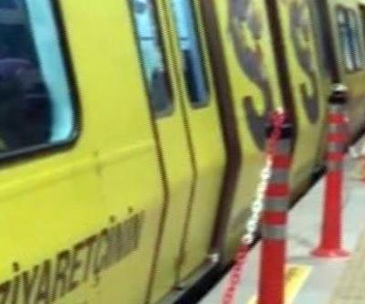 Metroda kapı sürprizi