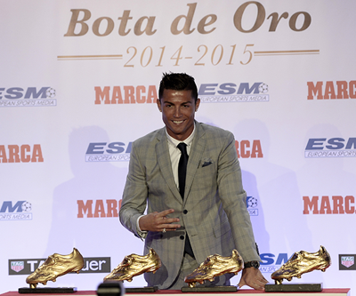 Ronaldo 4. Altın Ayakkabısını aldı