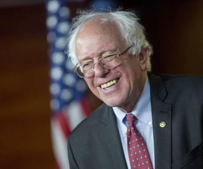 Bernie Sanders: Hillaryye bir şey söylemeyin