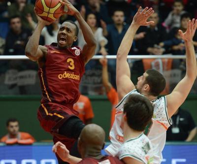 Galatasaray Odeabank, Banvite takıldı