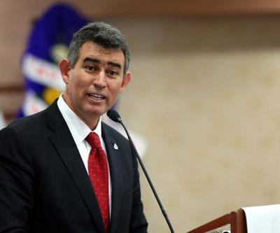 Aydınlar bildirisine Metin Feyzioğlundan tepki