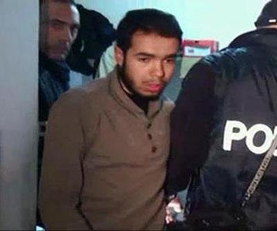 Türkiyeden sınır dışı edildi, İtalyada tutuklandı