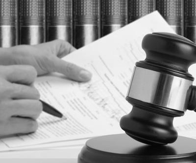 Boşanma davalarında manevi tazminat nedir