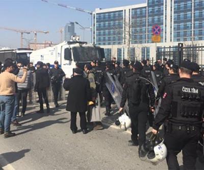 Hasan Ferit Gedik davasında Adalet istiyoruz pankartına polis müdahalesi