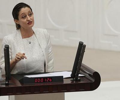 Şafak Pavey, ülkenin doğusu da batısı da ölüyor dedi