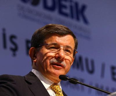 Başbakan Davutoğlundan Beşiktaşa tebrik