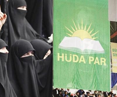 Atatürkün posterini kapattılar