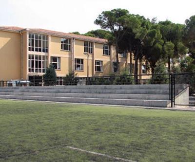 Bornova Anadolu Lisesinden bildiri