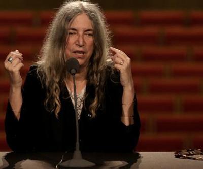 Patti Smith Mevlananın şiirlerine şarkı yapmış