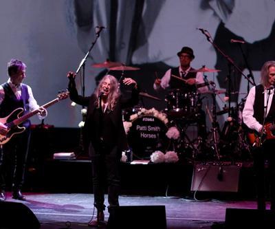 İstanbuldan Patti Smith geçti