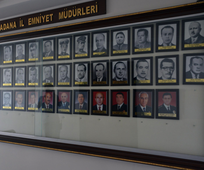 O emniyet müdürlerinin fotoğrafları kaldırıldı