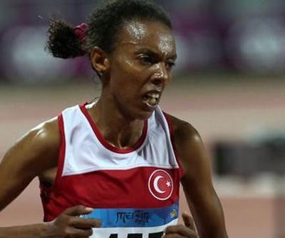 Elvan Abeylegesse dönüyor