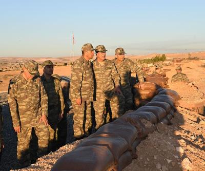 Genelkurmay Başkanı Hulusi Akar Suriye sınırında