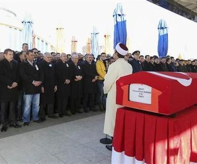 Terhisine 24 gün kala şehit düşen asker son yolculuğuna uğurlandı