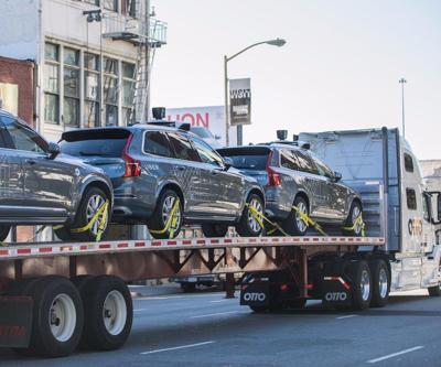 Uberün trafik kuralı dinlemeyen sürücüsüz araçları Kaliforniyadan kovuldu