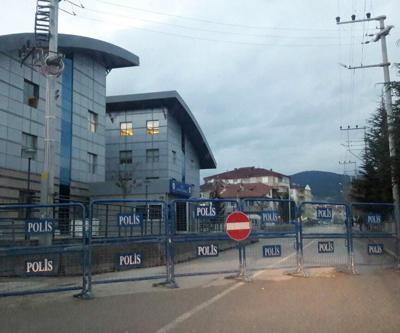 Bolu Emniyet Müdürlüğü çevresindeki yollar kapatıldı