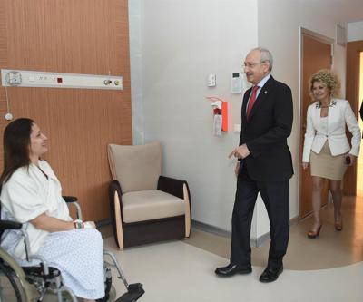 Kılıçdaroğlundan Meclisteki kavgada yaralanan Şafak Paveye ziyaret