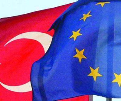 AB, Türkiyeye üyelik dışında bir teklif sunmalı