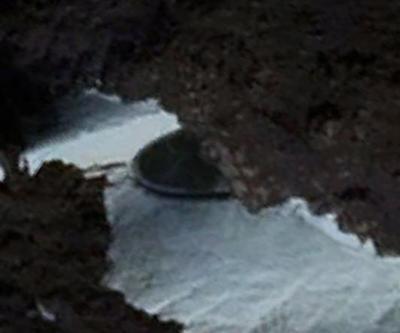 UFO avcıları buldu: Antarktikada esrarengiz nesne