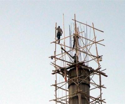 İnşaat işçilerinin 30 metrede ölümle dansı