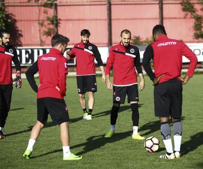 Rizespordan ayrıldı Gençlerbirliği antrenmanına çıktı