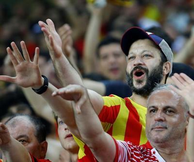 Eskişehirspor-Göztepe maçında tribünde ünlü simalar
