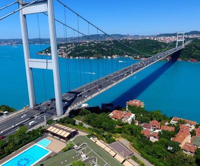Arife günü boşaldı sanılan trafik bayramda geri döndü