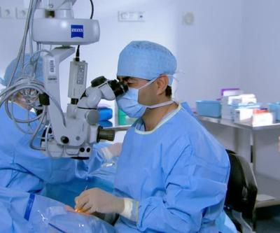 Yaşlı kadının gözünden çıkanlar doktorları şoke etti