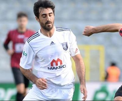 Başakşehir Mahmut Tekdemirin sözleşmesini uzattı