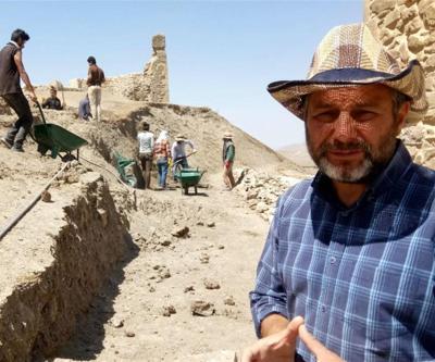 Osmanlı Dönemi yadigarı Hoşap Kalesi’nde kazılar devam ediyor