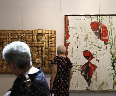 Contemporary Istanbul ünlü akımına uğradı